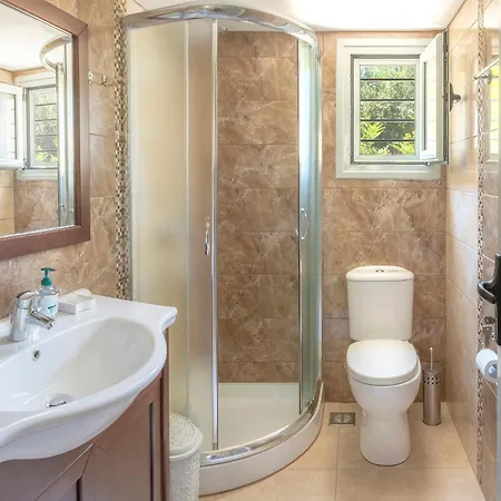 Emilios Stone House Tatil Evi